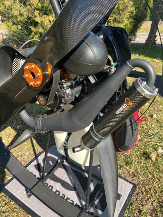 SCOUT Carbon demo paramotor Savage, harness size : M/L (62,9 hours)
